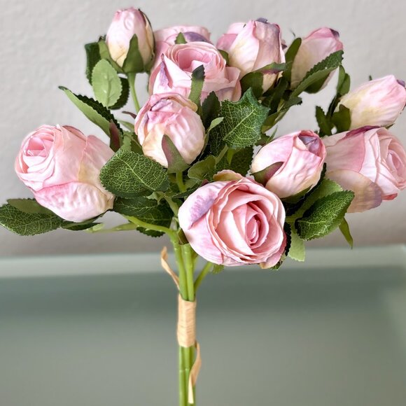 13 1/4" Pastel Pink 12 Bud Faux Artificial Roses Rosebuds Flower Bundle Bouquet - Picture 1 of 4